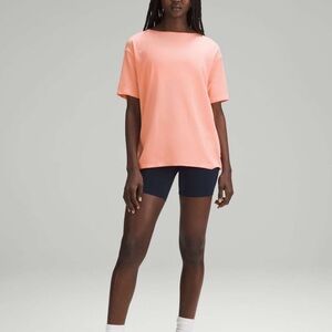 Lululemon back in action short sleeve. Sunny coral. Size 6